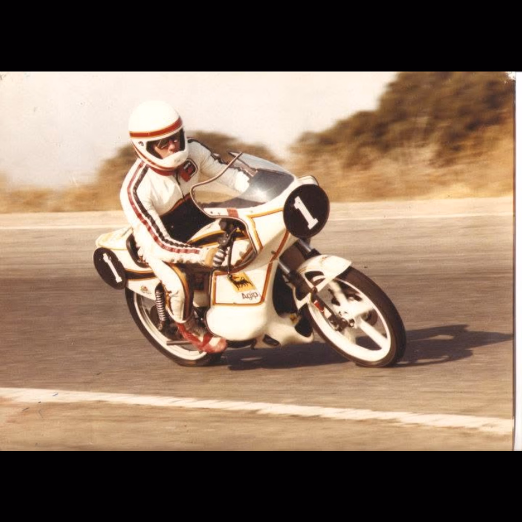 Robert en aventura amb moto